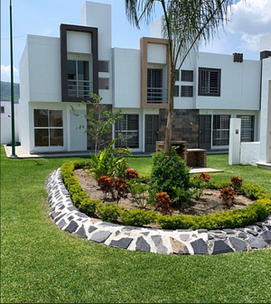 Exclusivas casas con alberca a 20 min de Cuernavaca