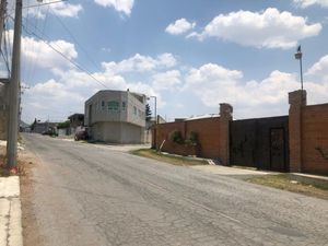 Terreno con bodega en venta a un lado de motel Quijote