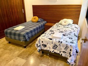 RENTA VACACIONAL - Apartamento 5ta Avenida 3 Dormitorios 3.5 Baños