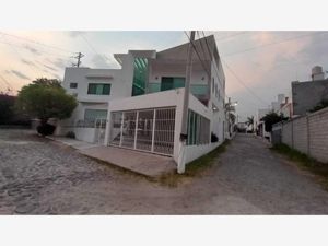 Casa en Venta en Jardines de Tlayacapan Tlayacapan