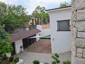 CASA VENTA, JARDINES DEL AJUSCO, EXCELENTE PROYECTO PARA ACTUALIZAR