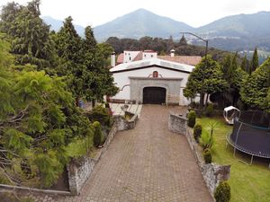 Venta de Villa en Espiritu Santo Jilotzingo oportunidad lujo
