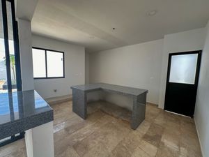 CASA EN VENTA CON PISCINA, DOS PISOS EN SAN MIGUEL, CUMBRR, DZITYÁ