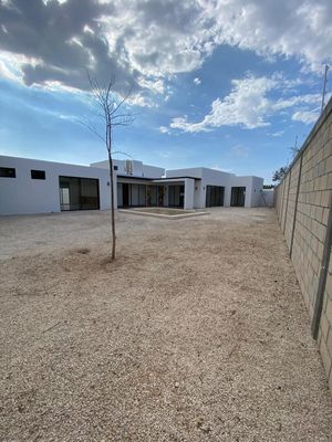 EN VENTA CASA AL NORTE DE MERIDA EN ROCIO COUNTRY LIVING, TAMANCHÉ