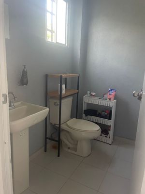 MEDIO BAÑO