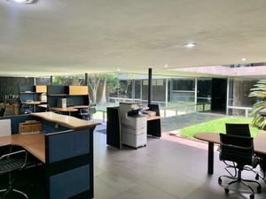 Casa con Uso Suelo para Oficinas en Paseo Reforma