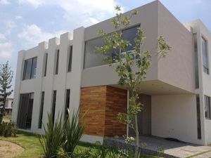 VENTA CASA EN SANTILLANA SOLARES,  ZAPOPAN JAL.