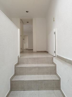 CASA EN VENTA EN BOSQUES DE ECHEGARAY