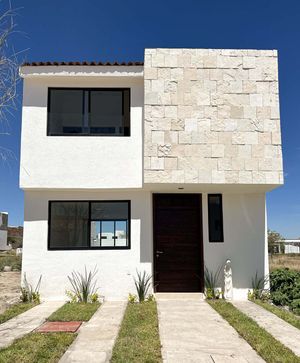 CASA VENTA CIUDAD MADERAS QUERETARO