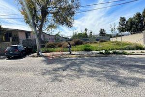 TERRENO EN RENTA COLONIA LIBERTAD, TIJUANA, UBICACIÓN EN AVENIDA PRINCIPAL