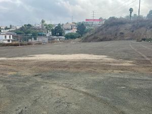 TERRENO EN VENTA O RENTA SOBRE EL LIBRAMIENTO SUR Y ROSAS MAGALLON