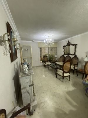 CASA EN VENTA EN MÉRIDA; COL. SAN MIGUEL