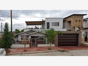 Casa en Venta en El Refugio Tecate