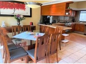 Casa en Venta en La Calma Zapopan