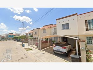 Casa en Venta en Del Camino Culiacán