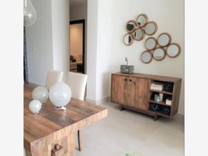 Casa en Venta en Colinas de las Aguilas Zapopan