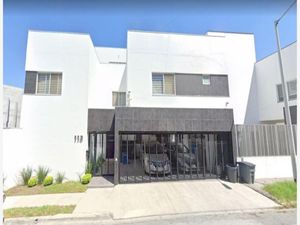 Casa en Venta en Colinas de las Cumbres Monterrey