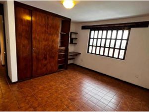 Casa en Venta en Quinta Velarde Guadalajara