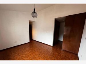 Casa en Venta en Quinta Velarde Guadalajara