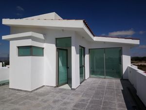 CASA EN VENTA AL NORTE EN LAS PLAZAS