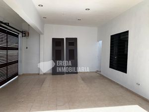 CASA DE 2 NIVELES| 4 HAB (2 en P.B) 2 BAÑOS |NORTE