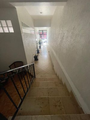 SE VENDE EXCELENTE DEPARTAMENTO PH EN LA COLONIA NAPOLES