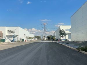 Bodega Industrial en PreVenta , Marques, Querétaro 737m2  salida a la CDMX. GPS