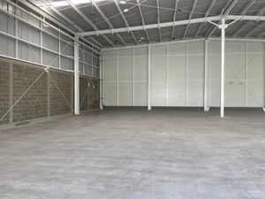 Bodegas en Renta 264m2  cerca del Parque Industrial Queretaro  25,1k . GPS