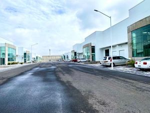 Renta Nave Industrial, Parque Industrial, El Marques, Aeropu