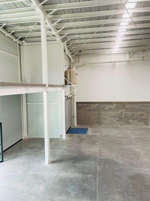 Bodega en Renta 2500m2 cerca del Parque Industrial Queretaro en 226k GPS