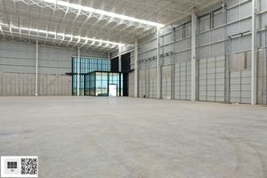 Renta Naves Industriales (4,185m2) Zona Aeropuerto Qro, Qro76 $24,276usd