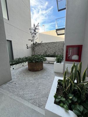 En venta departamento en Colomos Providencia