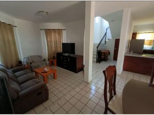 Casa en Venta en Jardines de La Hacienda Colima