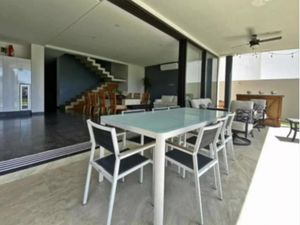 Casa en Venta en Lagos del Sol Benito Juárez