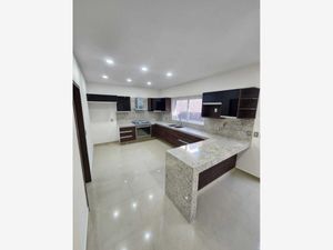 Casa en Venta en Los Robles Zapopan