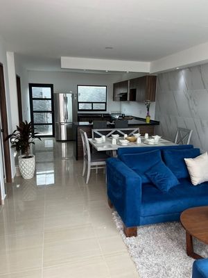 Venta de casa en Ciudad Meseta 2 habitaciones 2.5 baños