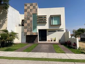 Casa en venta en Bosques de Santa Anita coto 5