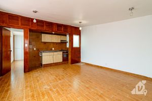 Venta de Casa con uso de suelo comercial en Echegaray Naucalpan