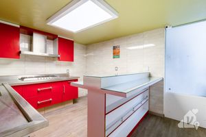 Venta de Casa con uso de suelo comercial en Echegaray Naucalpan