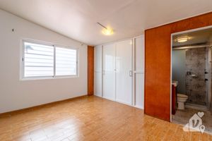 Venta de Casa con uso de suelo comercial en Echegaray Naucalpan