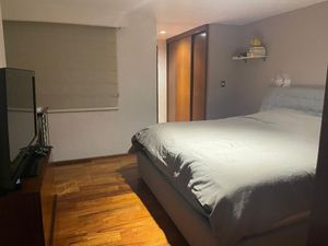 Lomas de Chapultepec - Amplio Departamento  en Venta