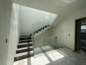 CASA EN VENTA EN COTO PRIVADO, VALLE IMPERIAL