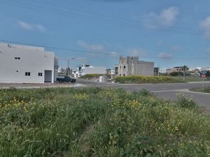 Terreno En Comunidad Privada, Con Vista Al Mar