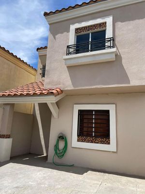 Casa En Venta En Comunidad Privada, Tijuana Baja