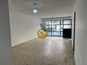 CASA EN VENTA EN JARDINES ALCALDE POR EL CODE Y TRANSITO, GDL.