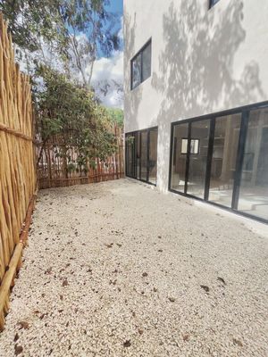 Penthouse de tres habitaciones con roof privado, en Tulum.