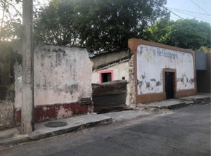Terreno en venta de 16m x 62m en colonia Chuburná de Hidalgo, cerca de la 60