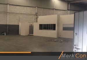 BODEGA RENTA 400 m2 GONZALEZ GALLO ALAMO INDUSTRIAL GUADALAJARA JALISCO