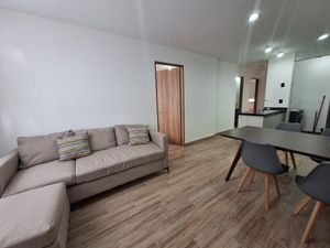 Renta Departamento  amueblado en planta baja, Riscos Condesa Zibata, Querétaro.