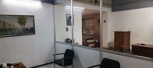 Casa Colonial en RENTA ideal para Oficinas ubicada sobre la calle 59 del centro